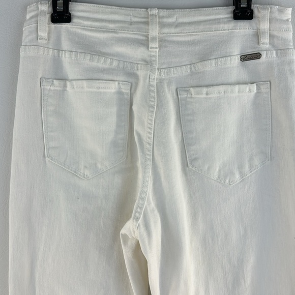 KanCan Signature High Rise Flare Raw Hem White Denim Jeans, 30 - Picture 7 of 10